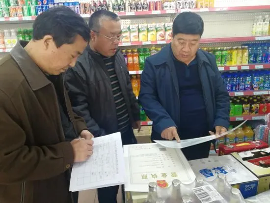 【安全防火墙】区市场监管局持续发力 确保“两会”期间市场安全