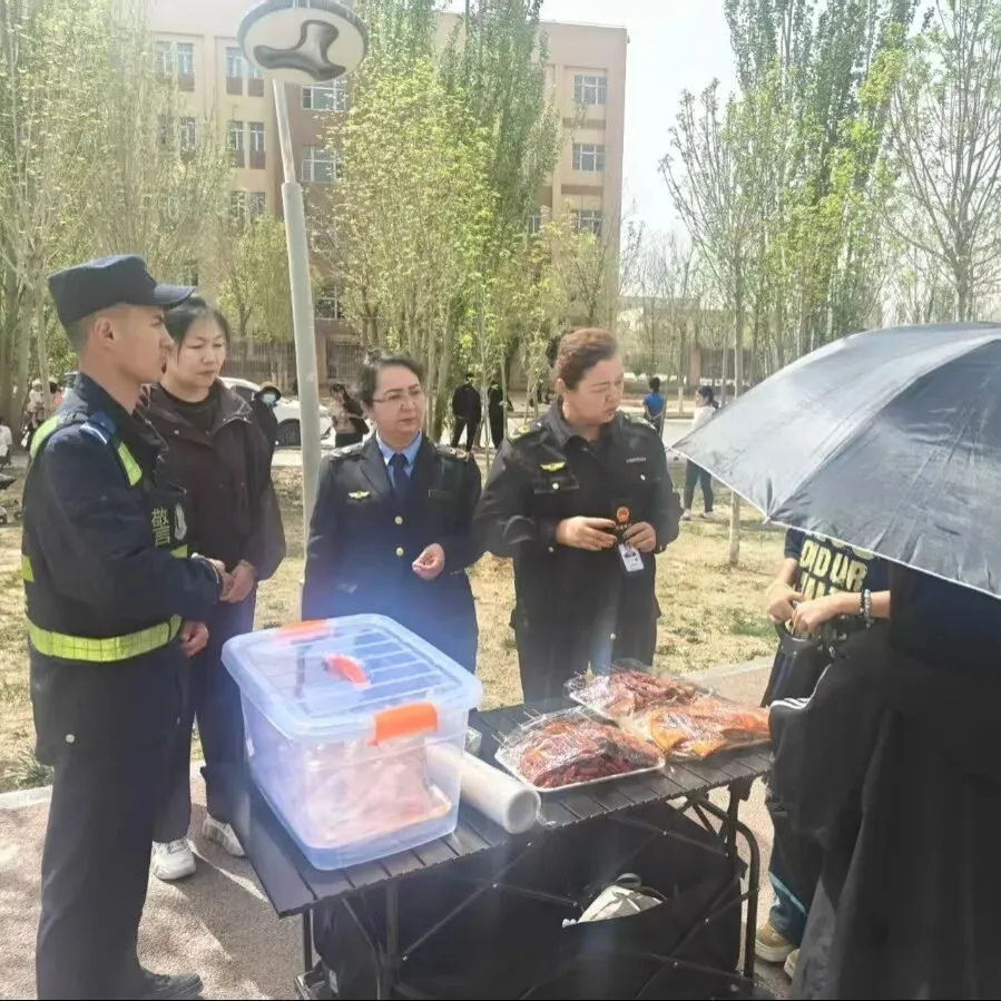 安心乘梯、舒心旅拍、放心就餐,喀什市市场监督管理局守护烟火日常