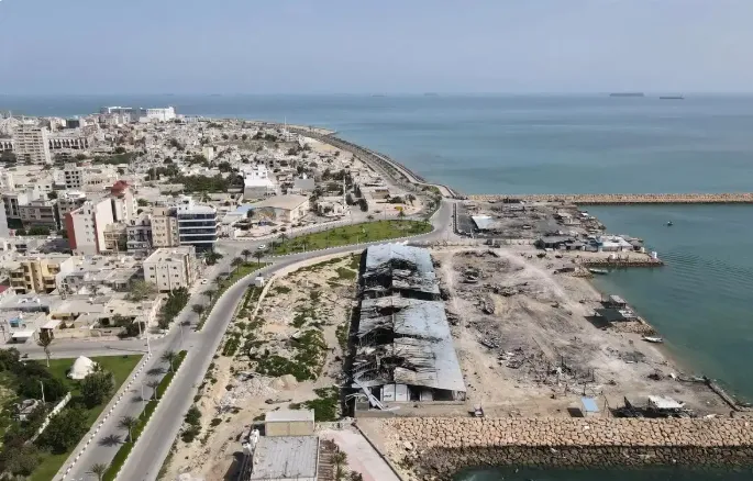 霍尔木兹突然“开放”:市场狂欢背后,一场更大的博弈正在酝酿