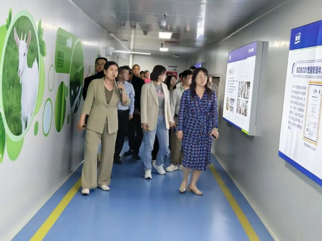 新生活农贸市场应邀参加“番茄领鲜,陕亮生活”农产品产销对接活动