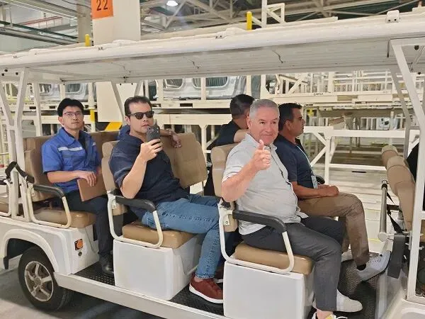 携手海外伙伴,共拓全球市场 | 墨西哥BPS集团到访悠宝利汽车,深化新能源汽车合作