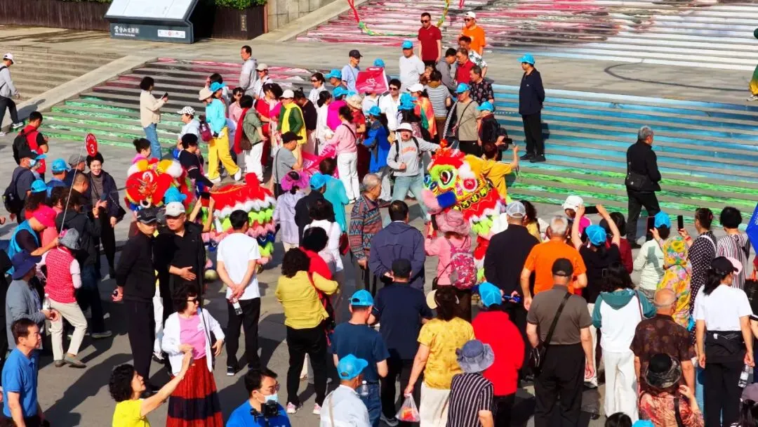 云台山春日市场火爆!再迎千人专列团!