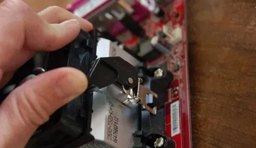 《计算机维修工》计算机硬件组装与维护、电脑硬件故障排查与解决方法、计算机硬件系统之外围设备、数据备份与恢复-高级重点考试学习