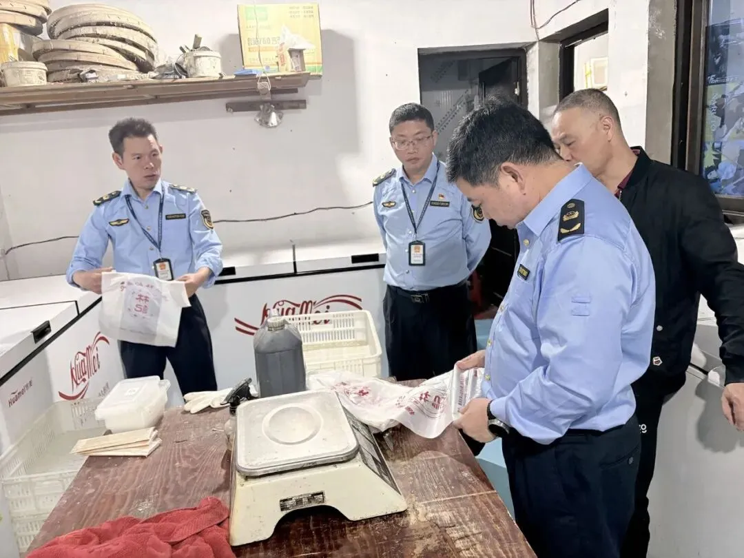 【关注】福清市市场监管局“错时执法”直击肉类安全痛点