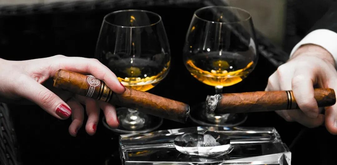 川普发疯,欧美市场变天!3000多的美国烈酒「波本威士忌」,今天100多拿下!