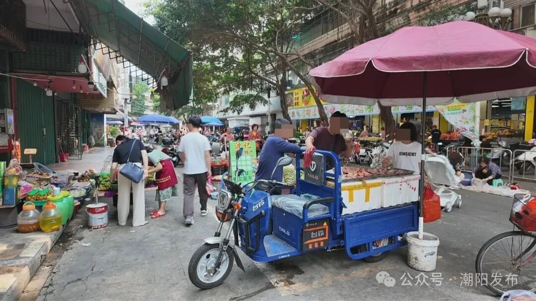潮阳东门市场、南门市场、北新市场周边乱摆卖现象,尤为突出!