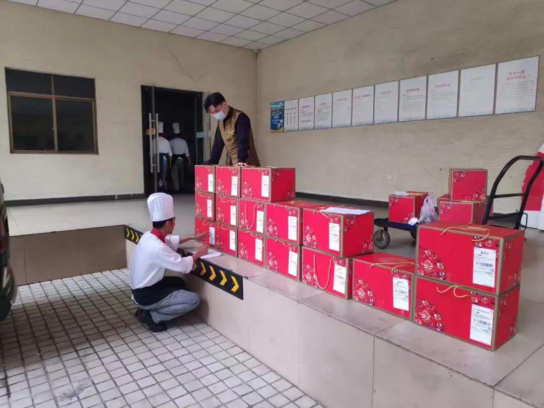 邮递 ＂年夜饭＂,邮出寄递递市场系列(二)