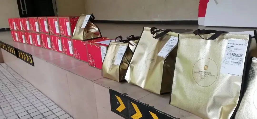 邮递 ＂年夜饭＂,邮出寄递递市场系列(二)