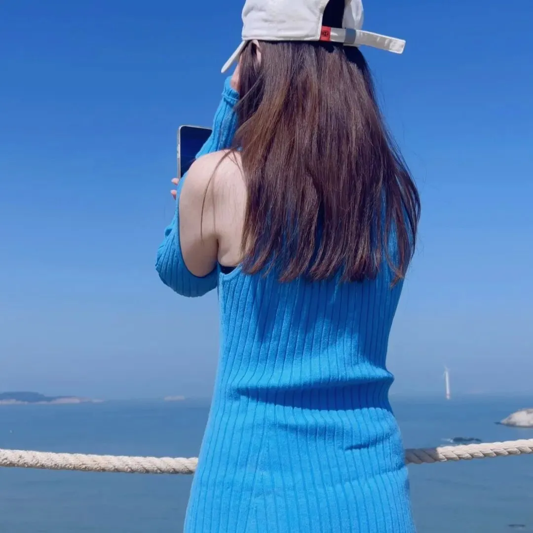 96年市场工作,法语&艺术生,喜欢探店&烹饪&运动,外在反差感强的小姐姐想脱单|生活明朗,万物可爱