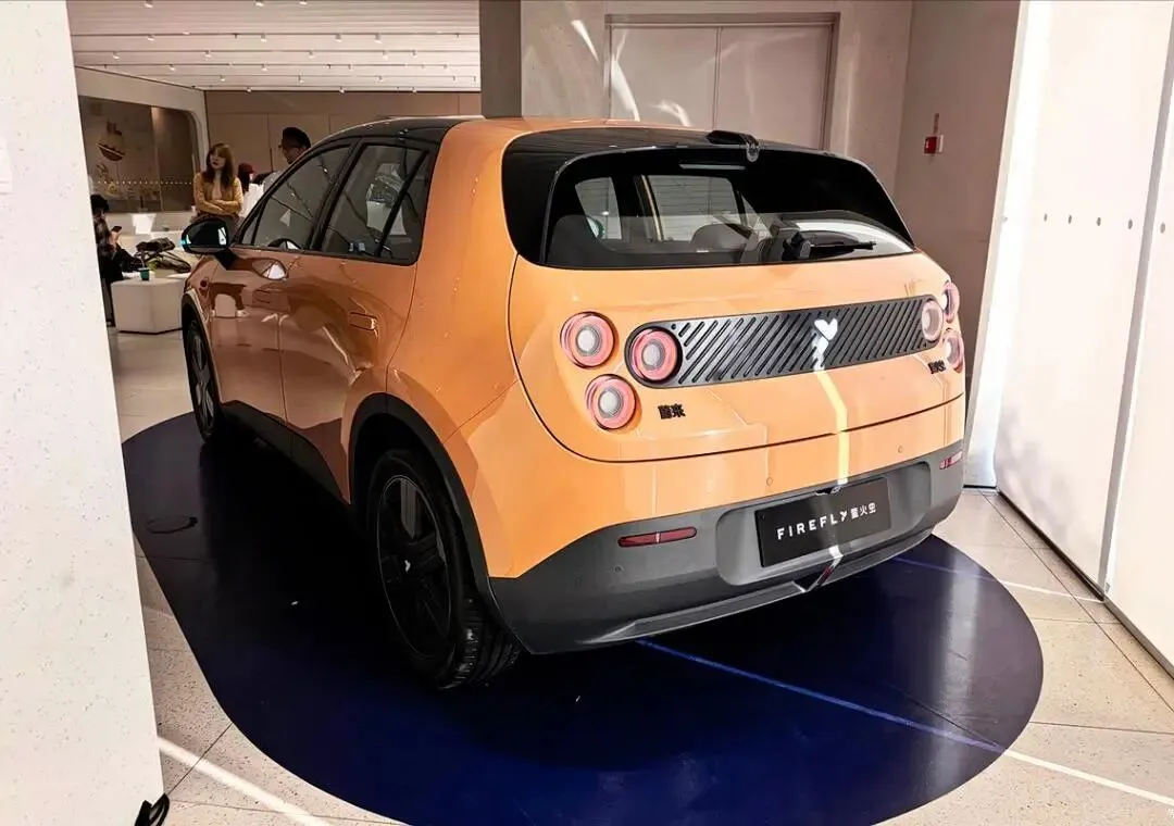 11万级纯电市场“性价比破壁者”——新款firefly萤火虫