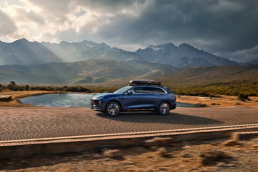 航空级标准降维家用市场,星途EX7上市,定义3.0时代性能豪华新范式