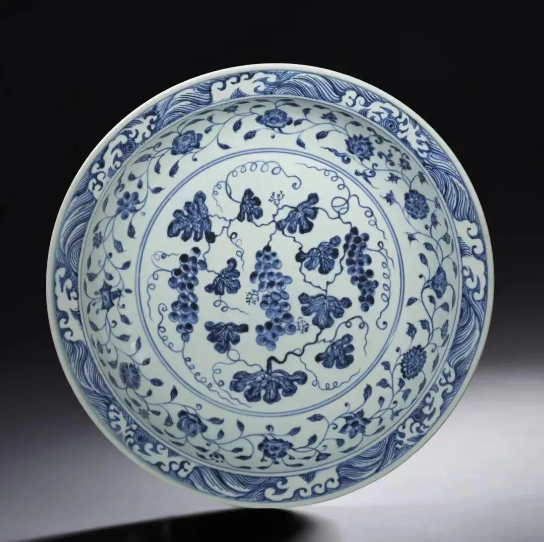 明代永宣时期的青花大盘不要碰!市场上几无真品.