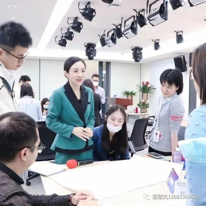 逯瑶老师丨《大客户销售商务礼仪》走进某云科技公司