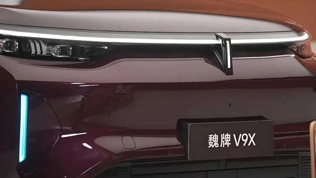 魏建军痛批魏牌营销“没调性”,魏牌CEO当场致歉:责任在我,看行动