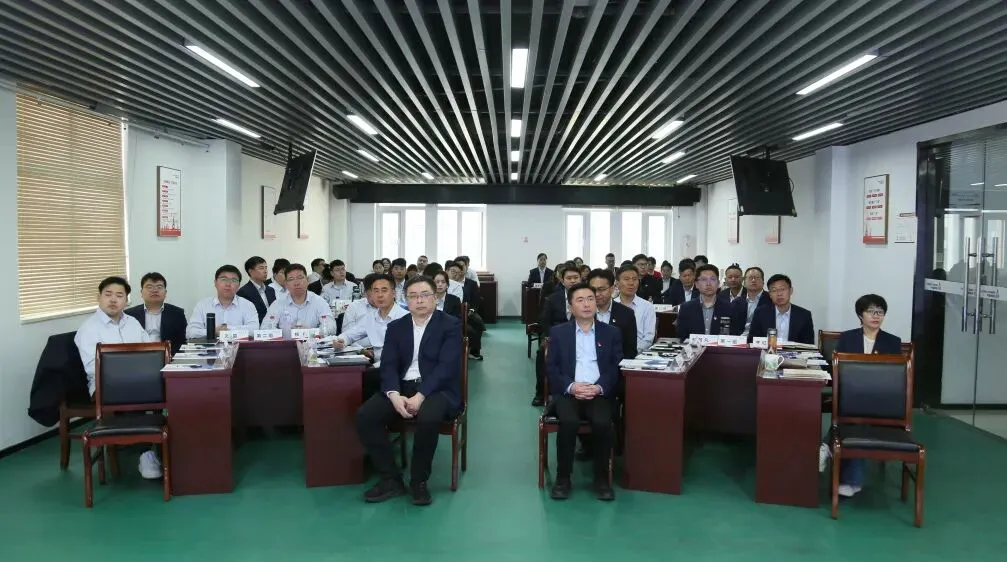 商丘铁塔公司举办《规范商务礼仪 智赢营销沟通》专项赋能培训