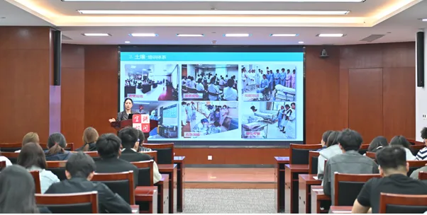 数字营销系师生赴紫晟集团开展实践教学