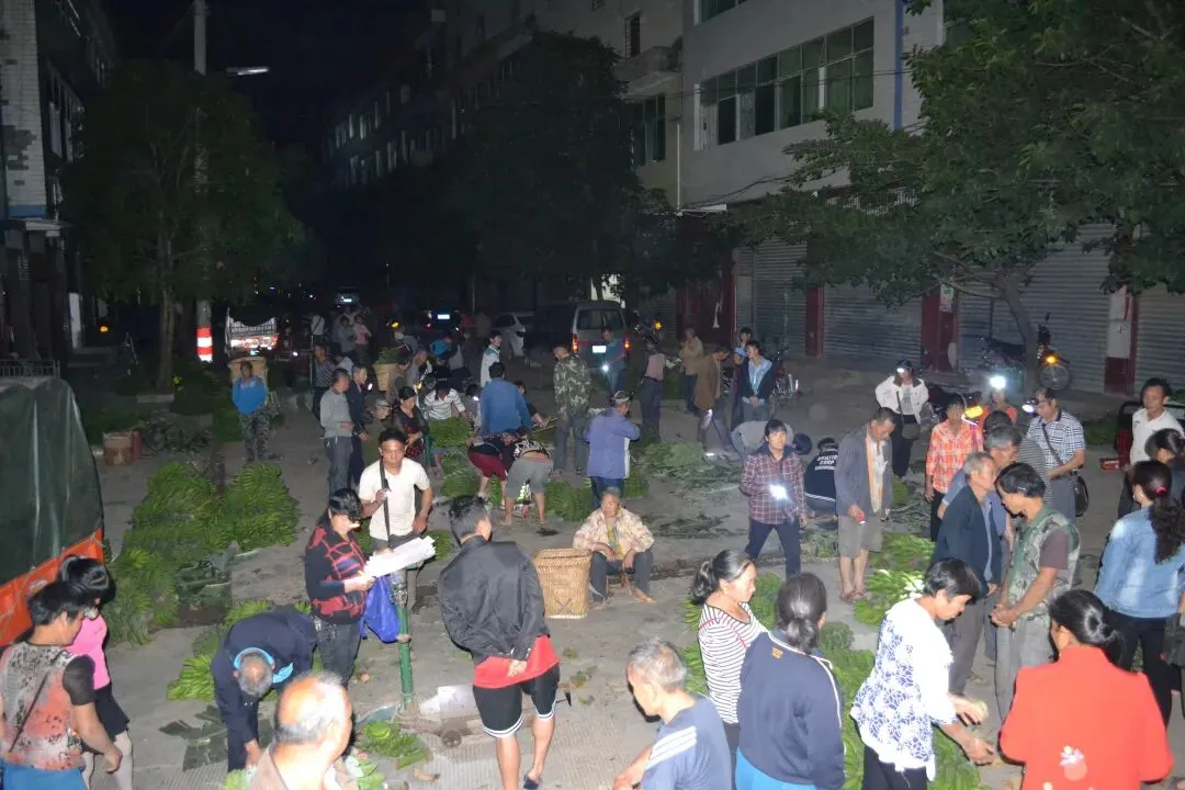 沉眠金沙江底的辉煌:大崇香蕉市场,一代人的烟火记忆