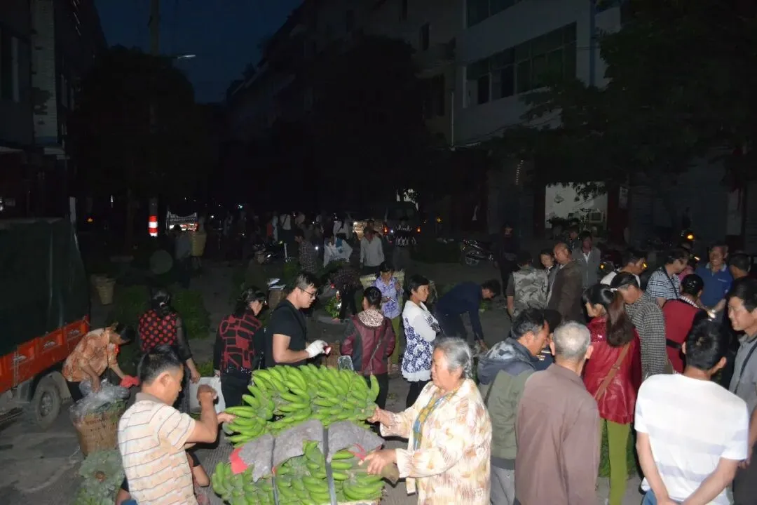 沉眠金沙江底的辉煌:大崇香蕉市场,一代人的烟火记忆