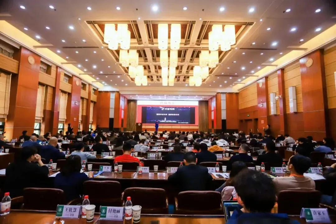 从获客内卷到 IP 破局:20 年营销老兵助力老板花小钱、精准拿大单