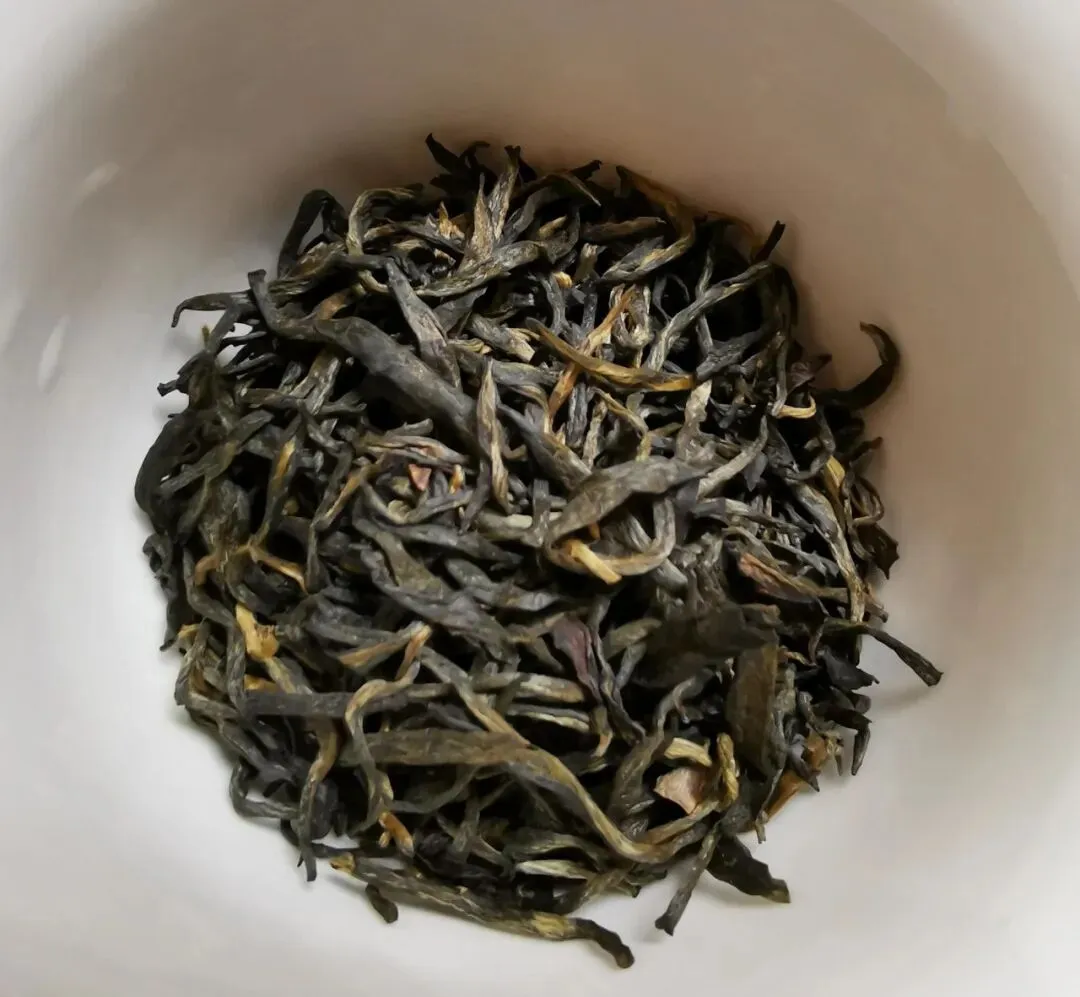 金骏眉选购避坑指南【完整版】:市场上90%都是假货?三步鉴别法让你轻松识破真假,不再花冤枉钱