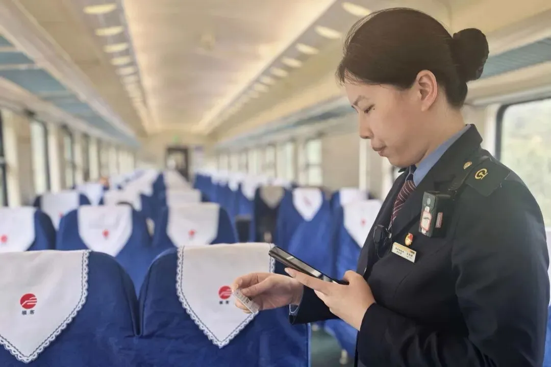桃月福客繁星|列车上的“营销达人”(23)