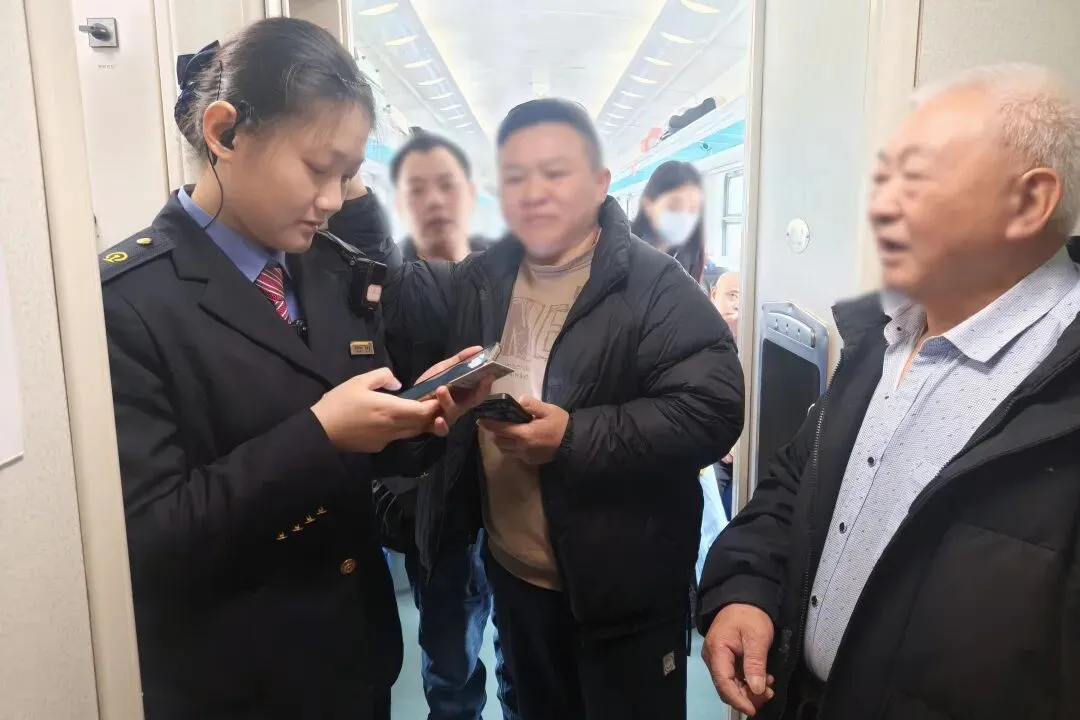 桃月福客繁星|列车上的“营销达人”(23)