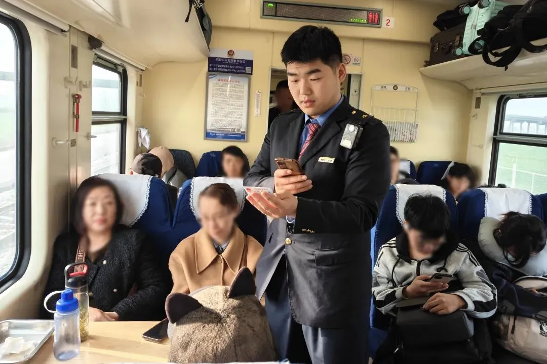 桃月福客繁星|列车上的“营销达人”(23)