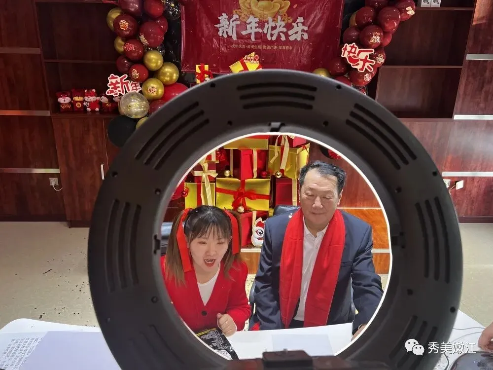 【全民营销】九三分公司:迎新春开新局 总经理送好礼