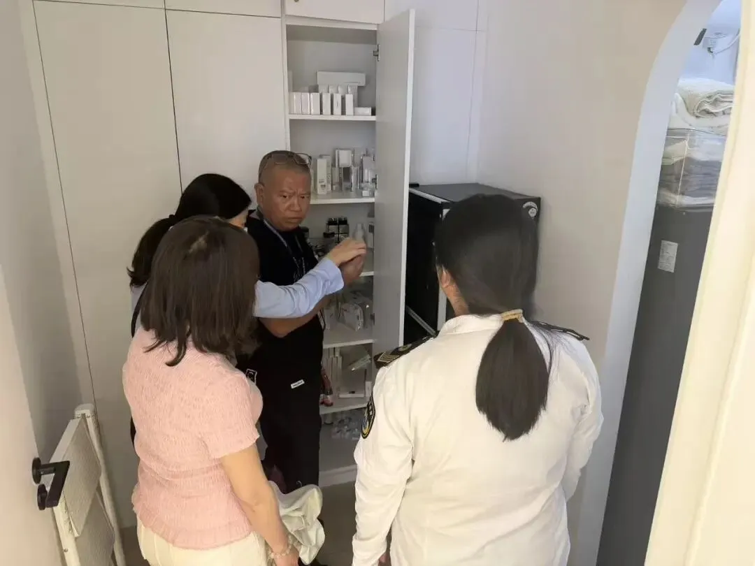 【联合执法】区疾控卫生监督所、区市场监管局联手开展生活美容专项检查