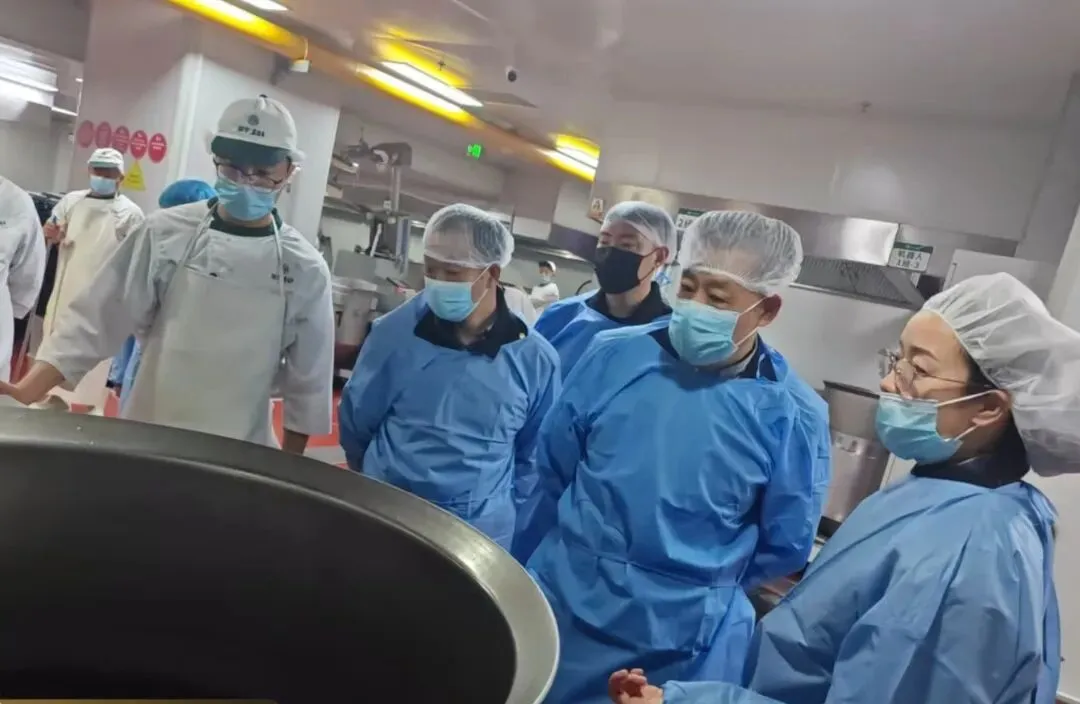 沈北新区市场监督管理局以 “监管 + 服务” 双轮驱动 筑牢辖区食品安全防线