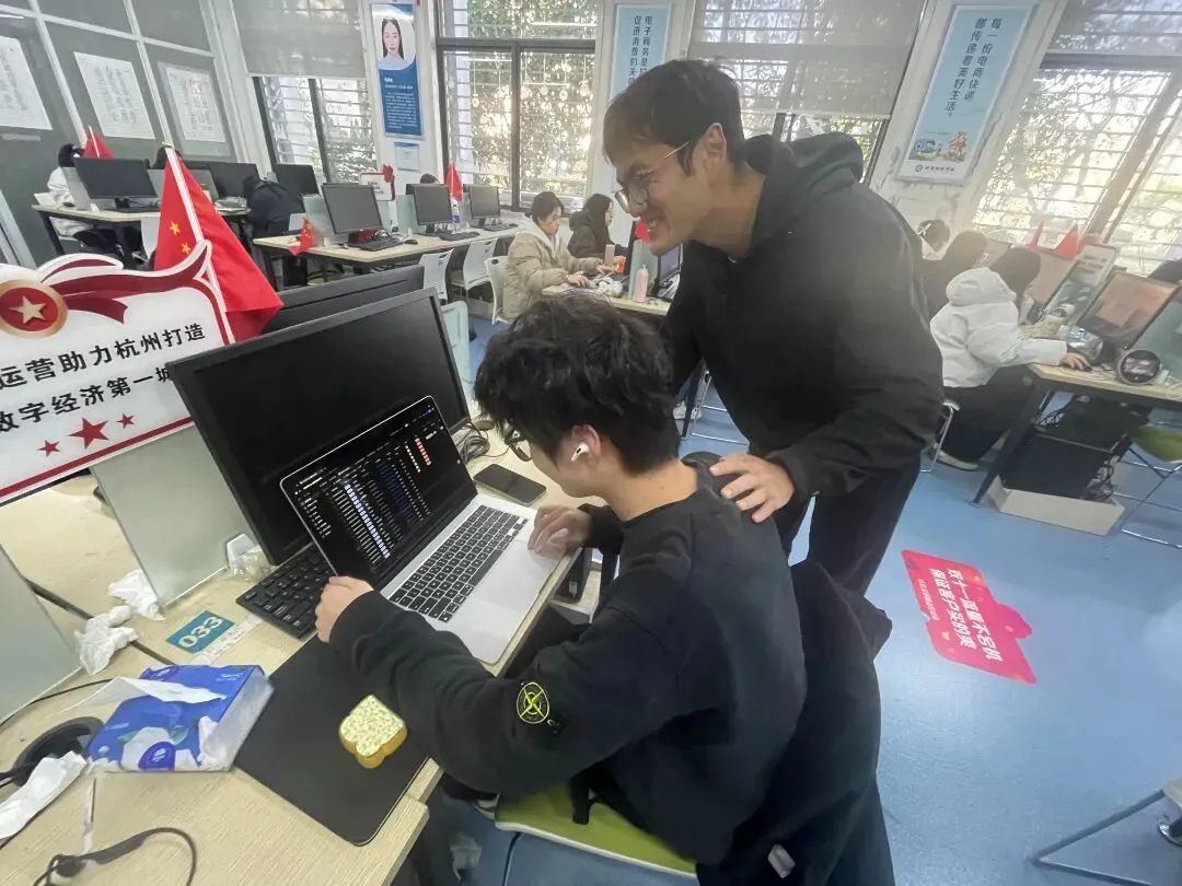 博士入企 | 王杰:深耕新媒体营销,做产教融合的“奔跑者”