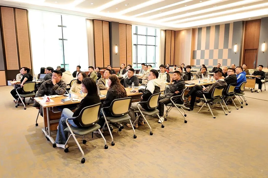 忠信销售中心4月专题培训与研讨会圆满举行