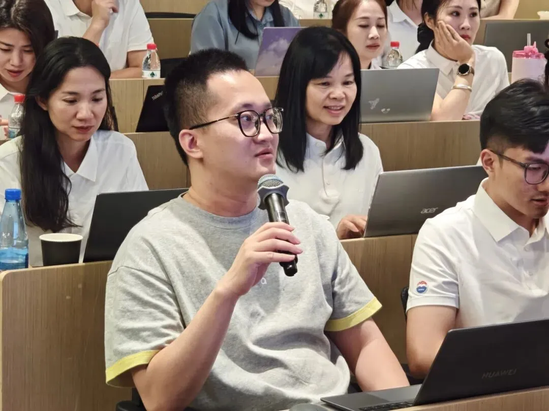 AI智赋新营销,茅香聚力启新程——贵州茅台广东省区第二季度书香茅台读书会在深圳圆满举行