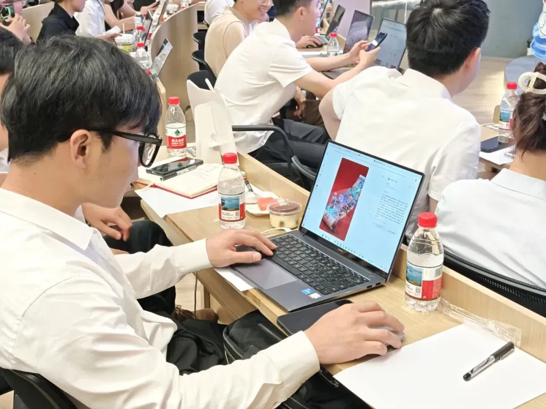 AI智赋新营销,茅香聚力启新程——贵州茅台广东省区第二季度书香茅台读书会在深圳圆满举行