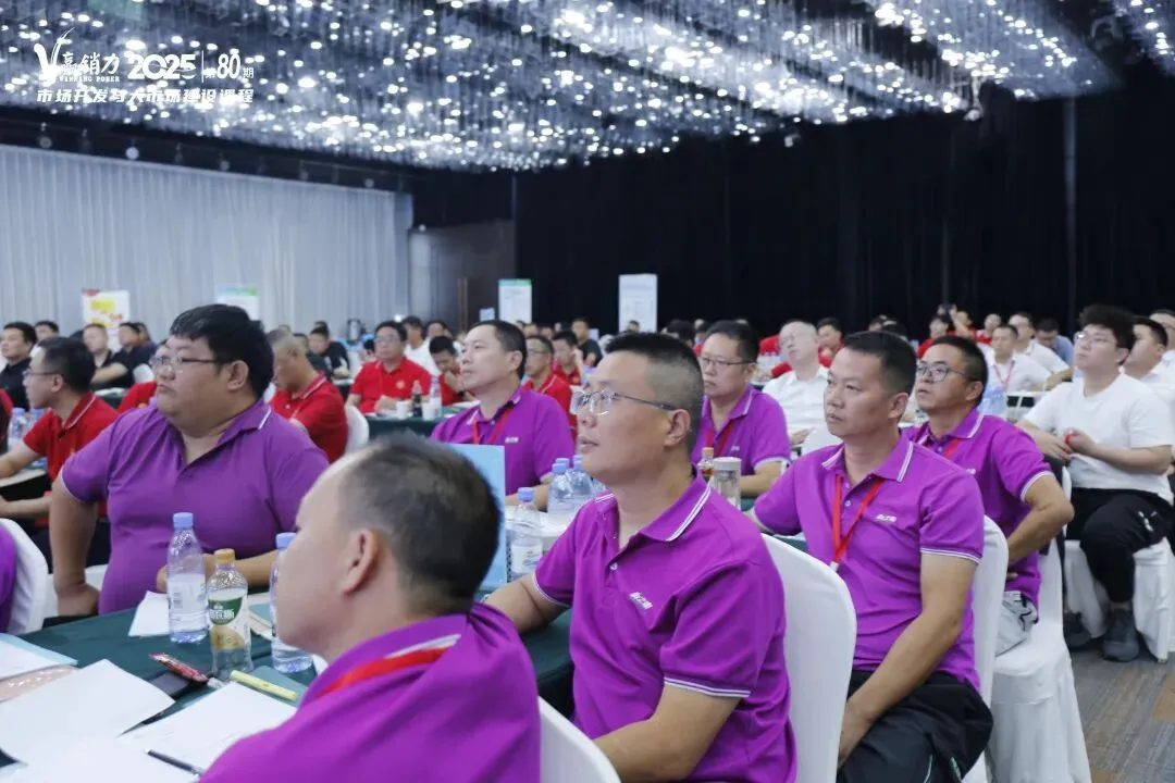 AI时代营销生死局:不会用AI,就是在给企业判“慢性死刑”