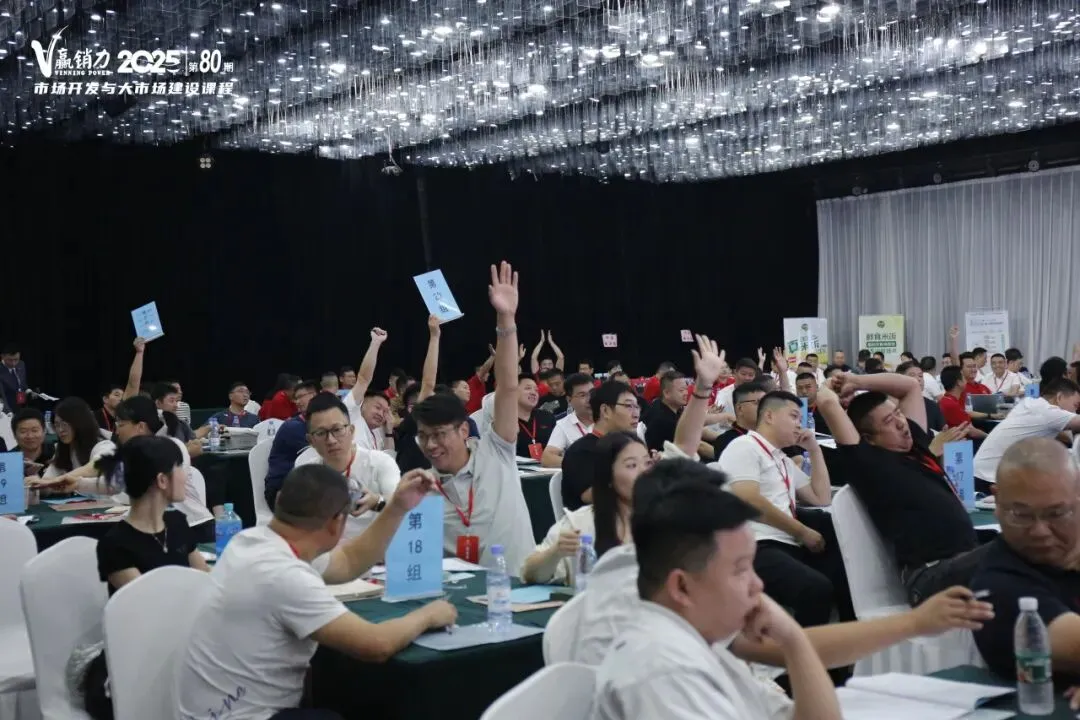 AI时代营销生死局:不会用AI,就是在给企业判“慢性死刑”