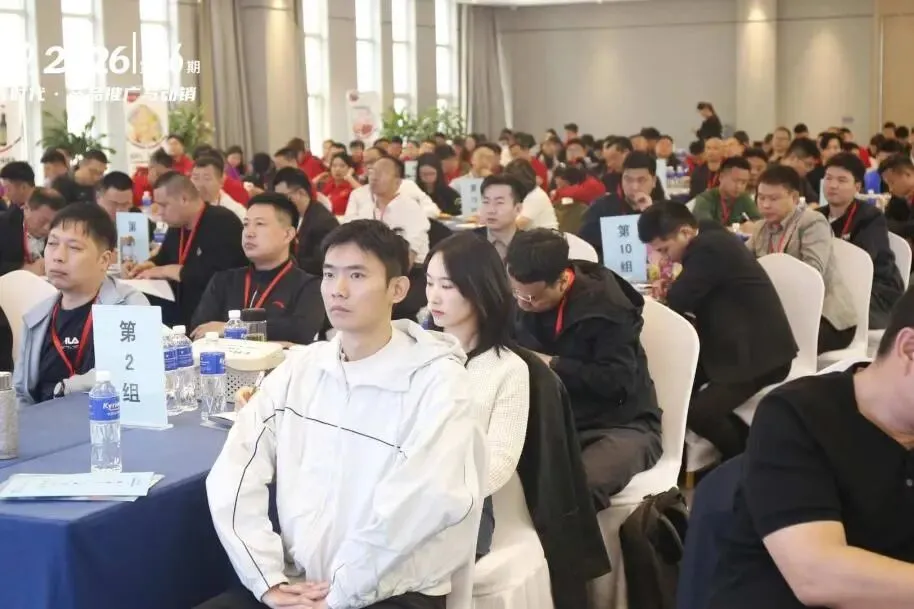 AI时代营销生死局:不会用AI,就是在给企业判“慢性死刑”