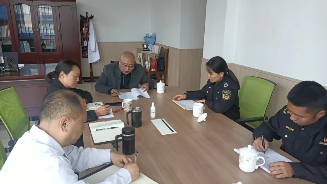 茂县市场监督管理局开展药械化不良反应(事件)及药物滥用监测指导工作