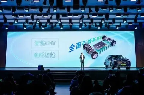 真敢说!魏建军发布会暴怒吐槽:营销无能等于犯罪!V9X到底出啥事了?