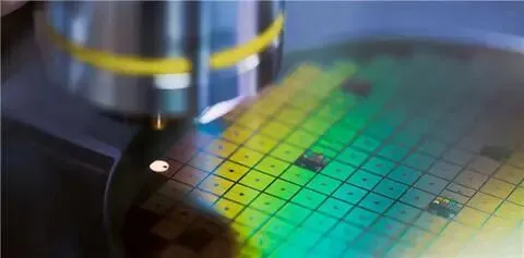 英伟达突然换材料!碳化硅赛道引爆万亿市场,中国三大龙头直接封神!