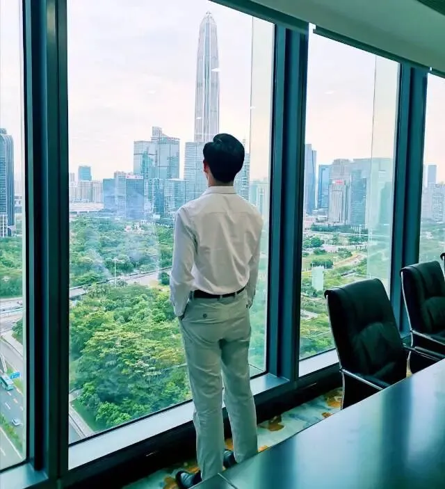 我的十二年:销售成长路上,以实战破局,以解法同行,陪销售人一起成长.