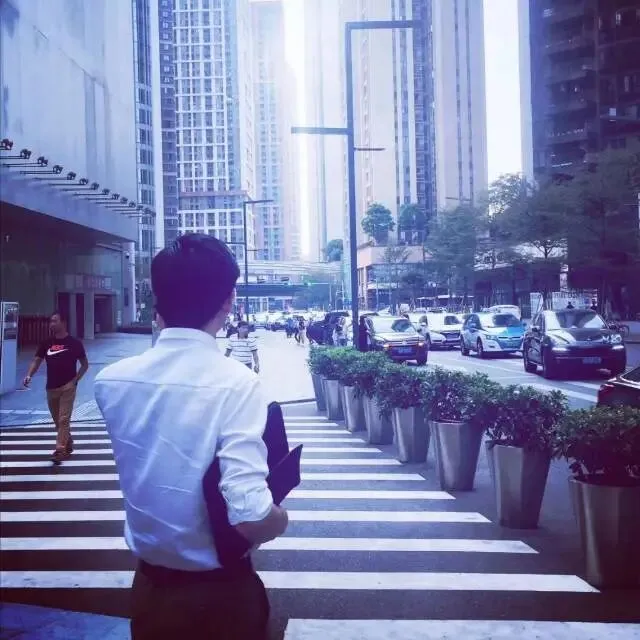 我的十二年:销售成长路上,以实战破局,以解法同行,陪销售人一起成长.