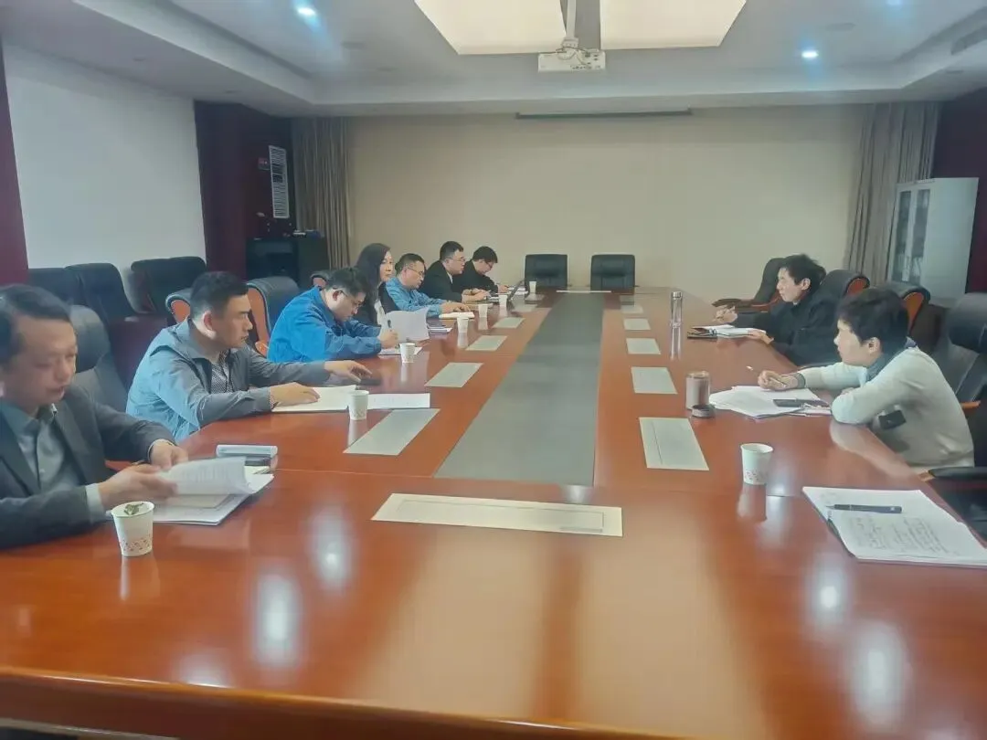 淮海实业集团召开市场营销和质量管理座谈会:直面新形势 共商破局策