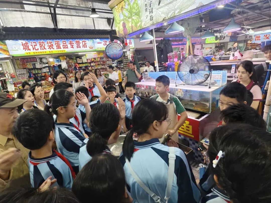 哪吒少年来当家!把德育课堂搬进农贸市场