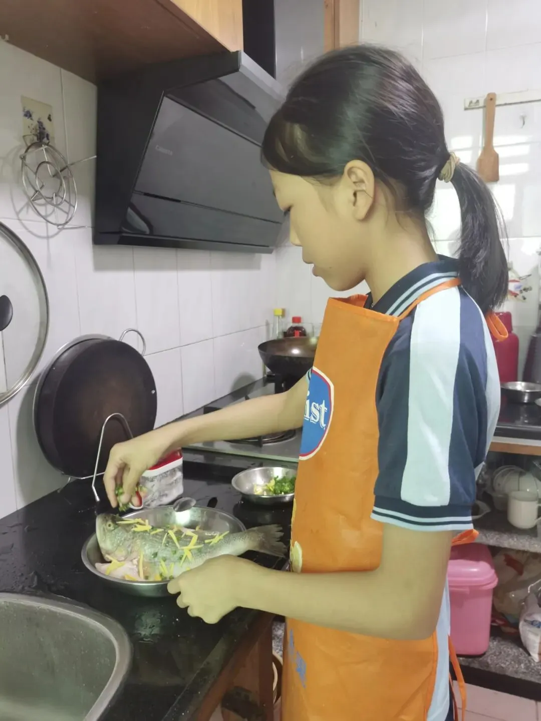 哪吒少年来当家!把德育课堂搬进农贸市场