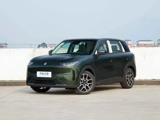 A10 引爆 8 万级市场:智能平权的 ＂国民小车＂ 是怎么炼成的?