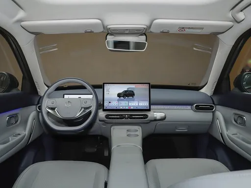 A10 引爆 8 万级市场:智能平权的 ＂国民小车＂ 是怎么炼成的?