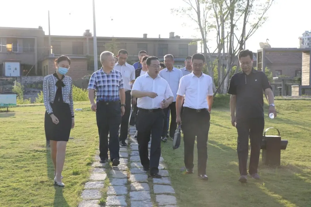 山东省市场监管局调研组到1532文化产业园考察调研