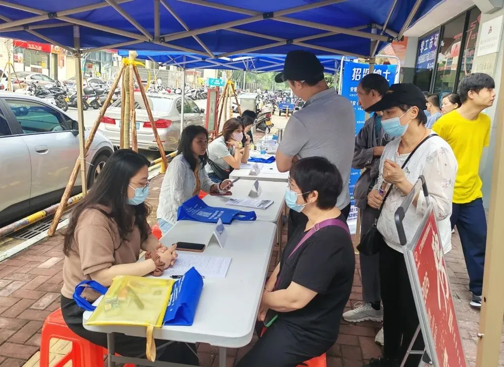 蓬江区零工市场4月月度招聘会圆满落幕,以岗赋能、以暖护航,助力供需双向共赢