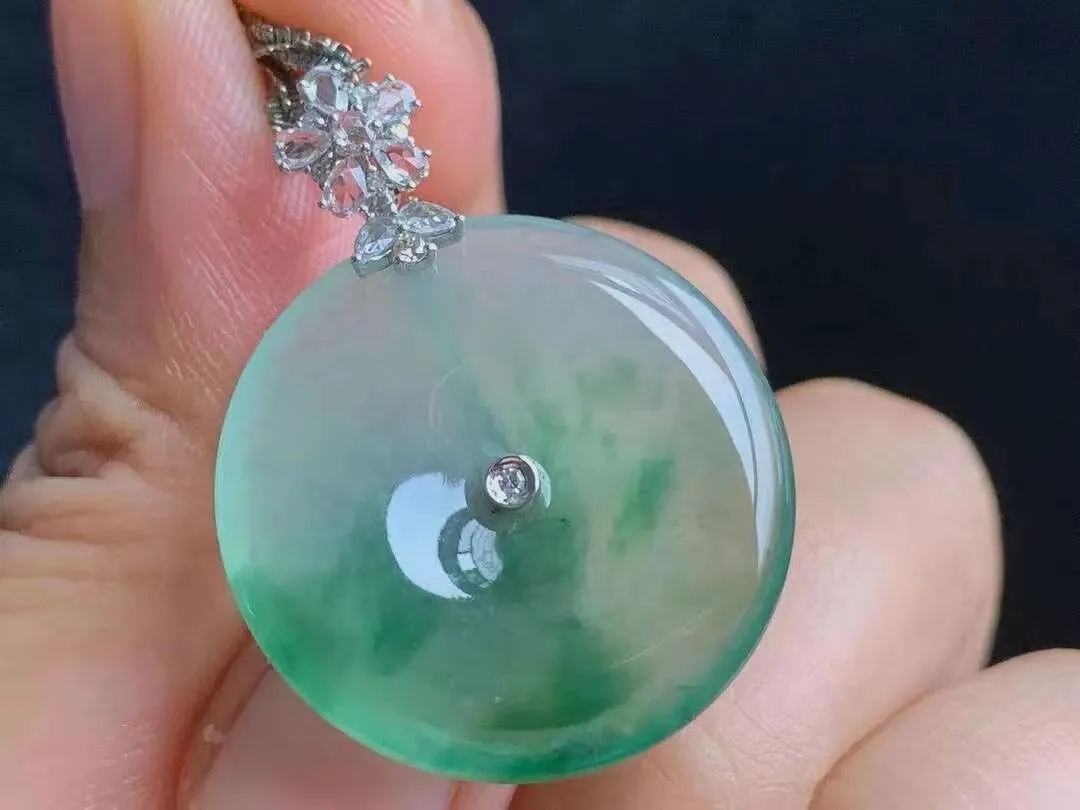 这种舶来玉石已“入侵”市场,很多人都踩坑了,来瞧瞧!